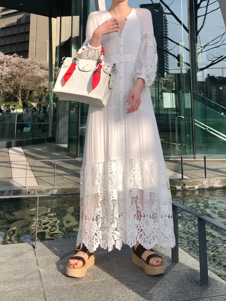 Carving Tribes 村上 麗華 コーディネート画像