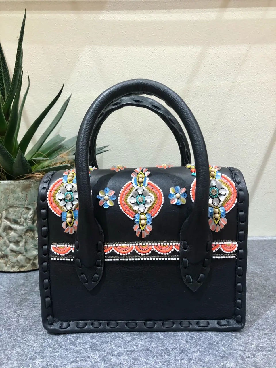 Carving Tribes 村上 麗華 コーディネート画像