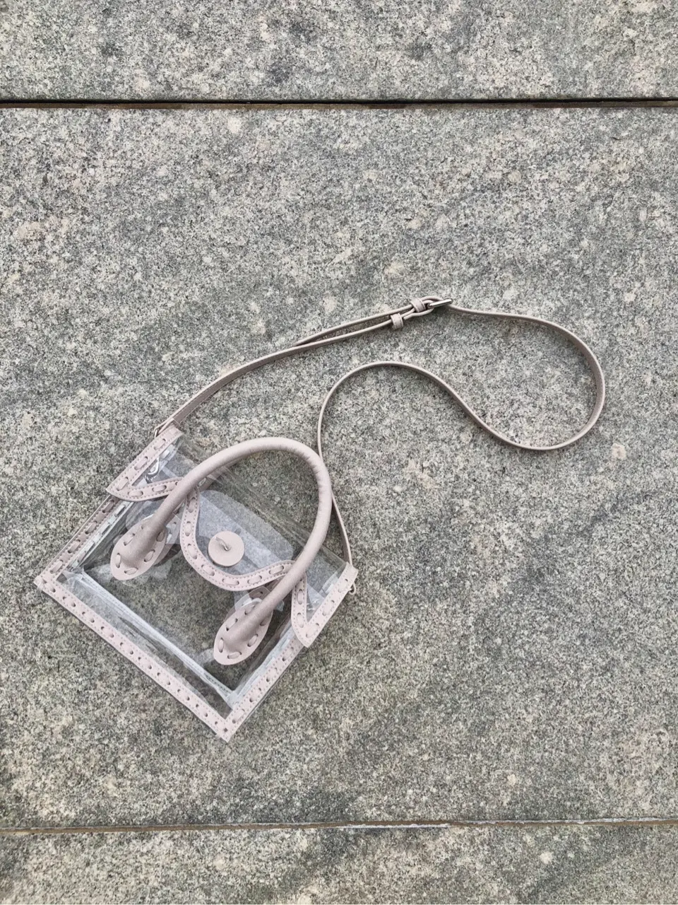 Carving Tribes 村上 麗華 コーディネート画像