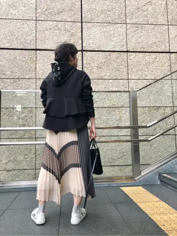 Carving Tribes 村上 麗華 コーディネート画像