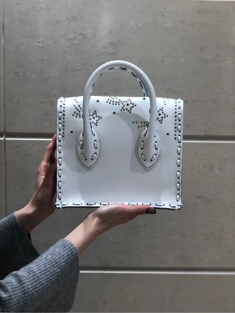 Carving Tribes 村上 麗華 コーディネート画像