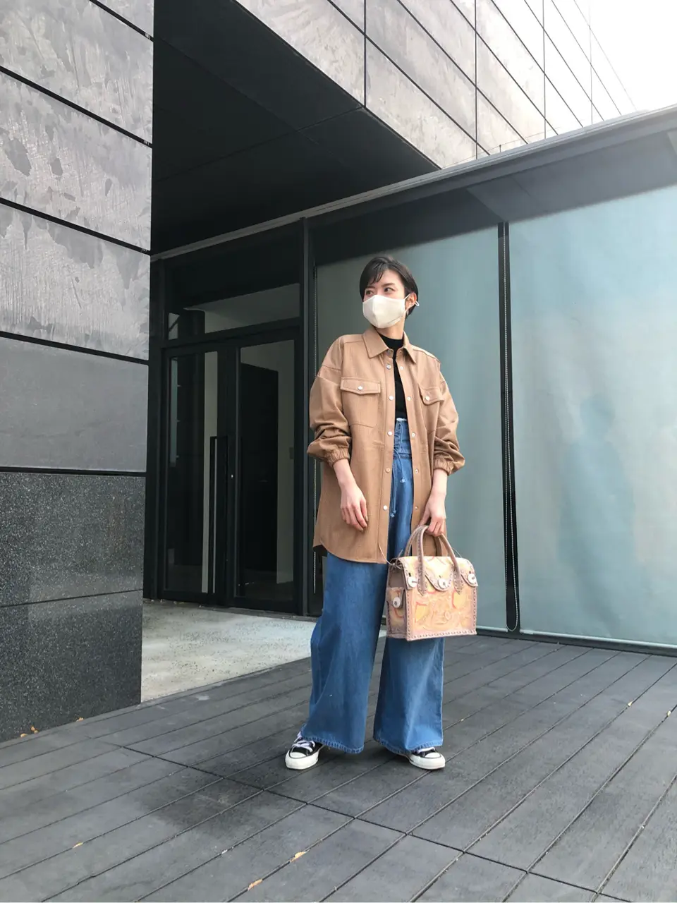 Carving Tribes 村上 麗華 コーディネート画像