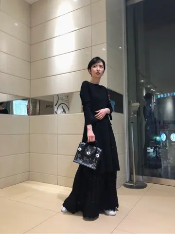 Carving Tribes 村上 麗華 コーディネート画像