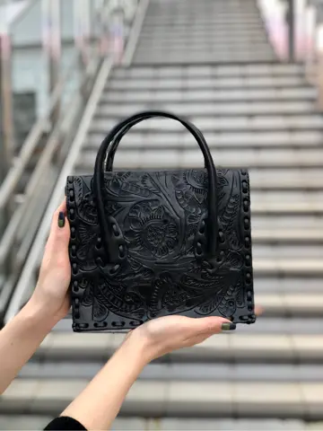 Carving Tribes 村上 麗華 コーディネート画像