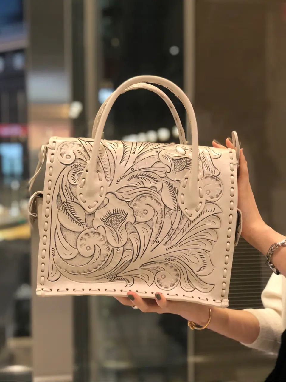 Carving Tribes 伊藤　静華 コーディネート画像