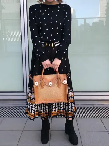 Carving Tribes 岩木　茉利奈 コーディネート画像