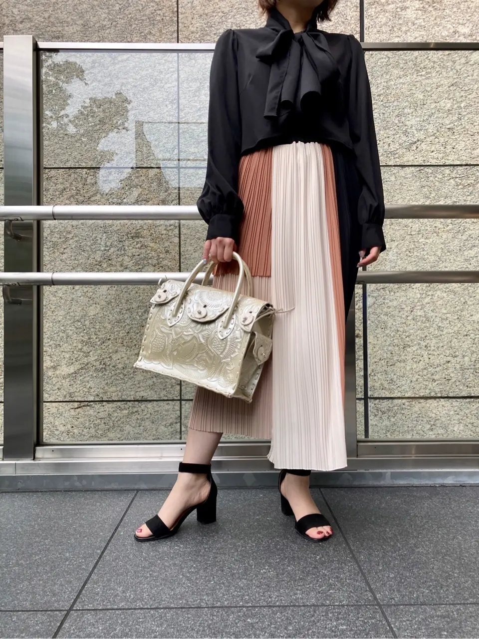  岩木　茉利奈 コーディネート画像