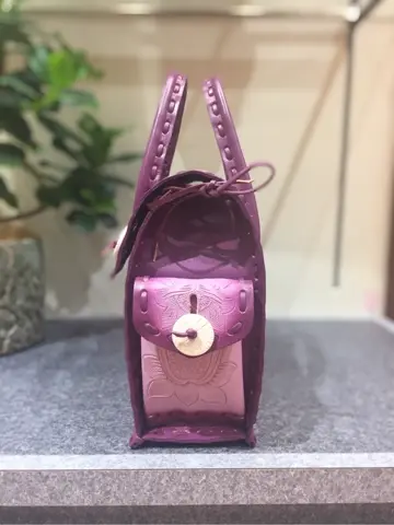 Carving Tribes 岩木　茉利奈 コーディネート画像