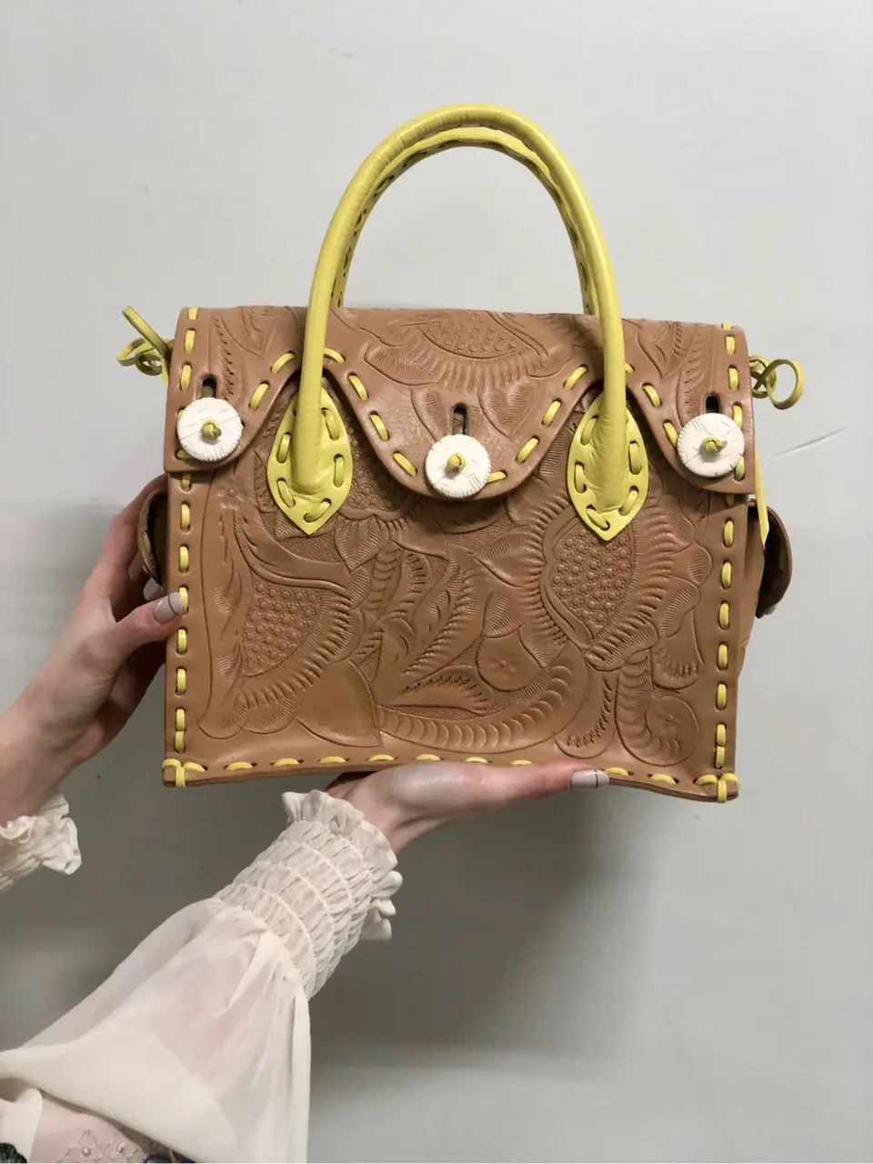 Carving Tribes 村上 麗華 コーディネート画像