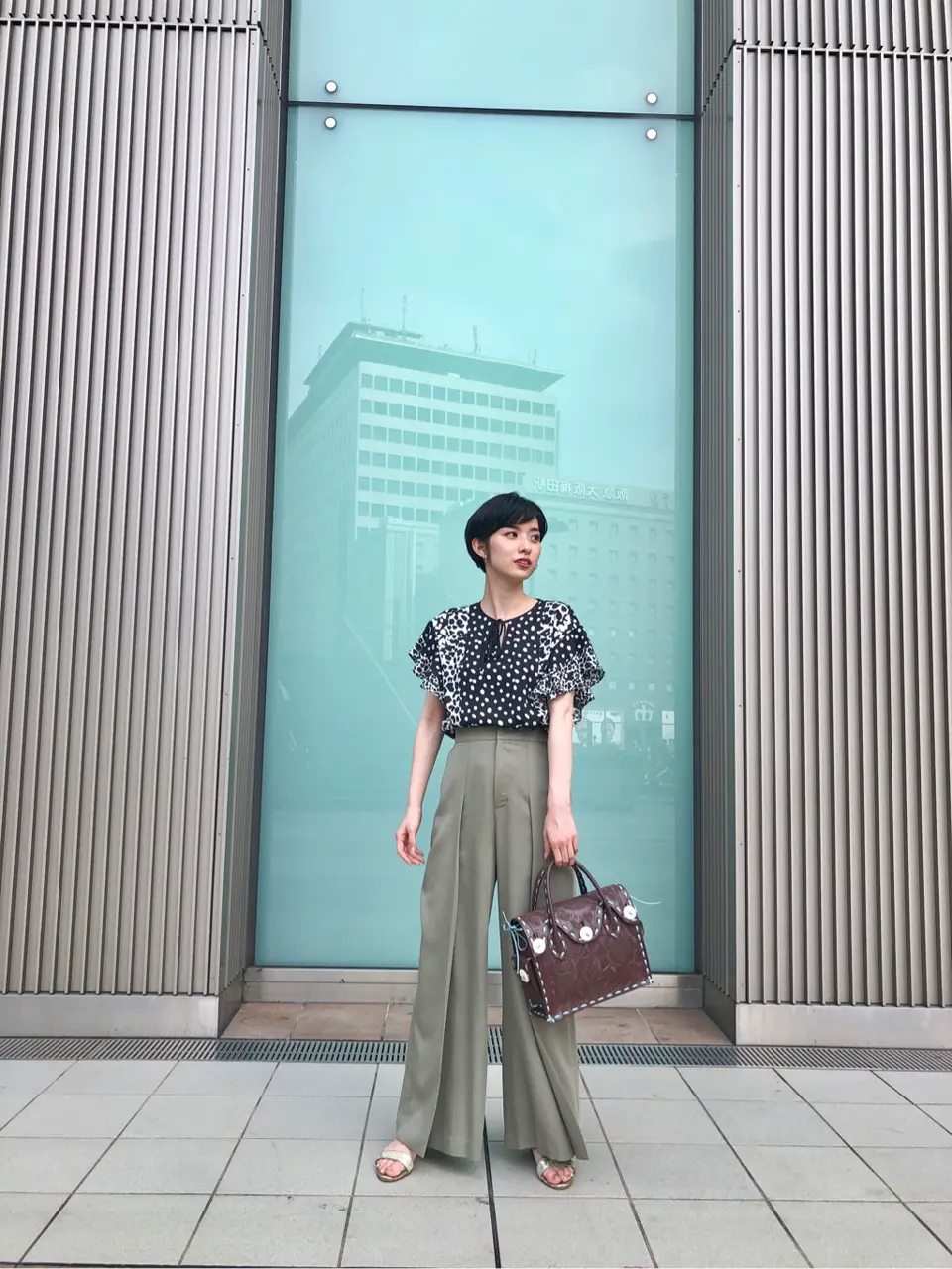 Carving Tribes 村上 麗華 コーディネート画像