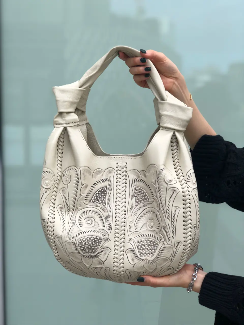 Carving Tribes 伊藤　静華 コーディネート画像