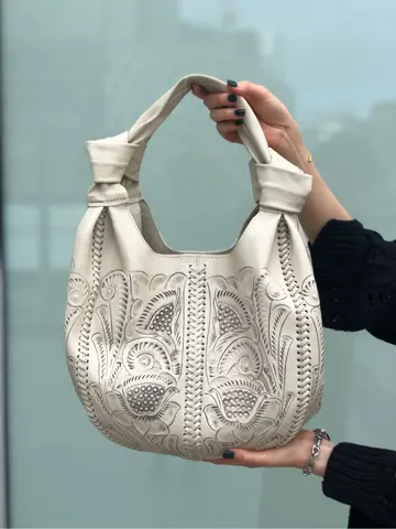 Carving Tribes 伊藤　静華 コーディネート画像