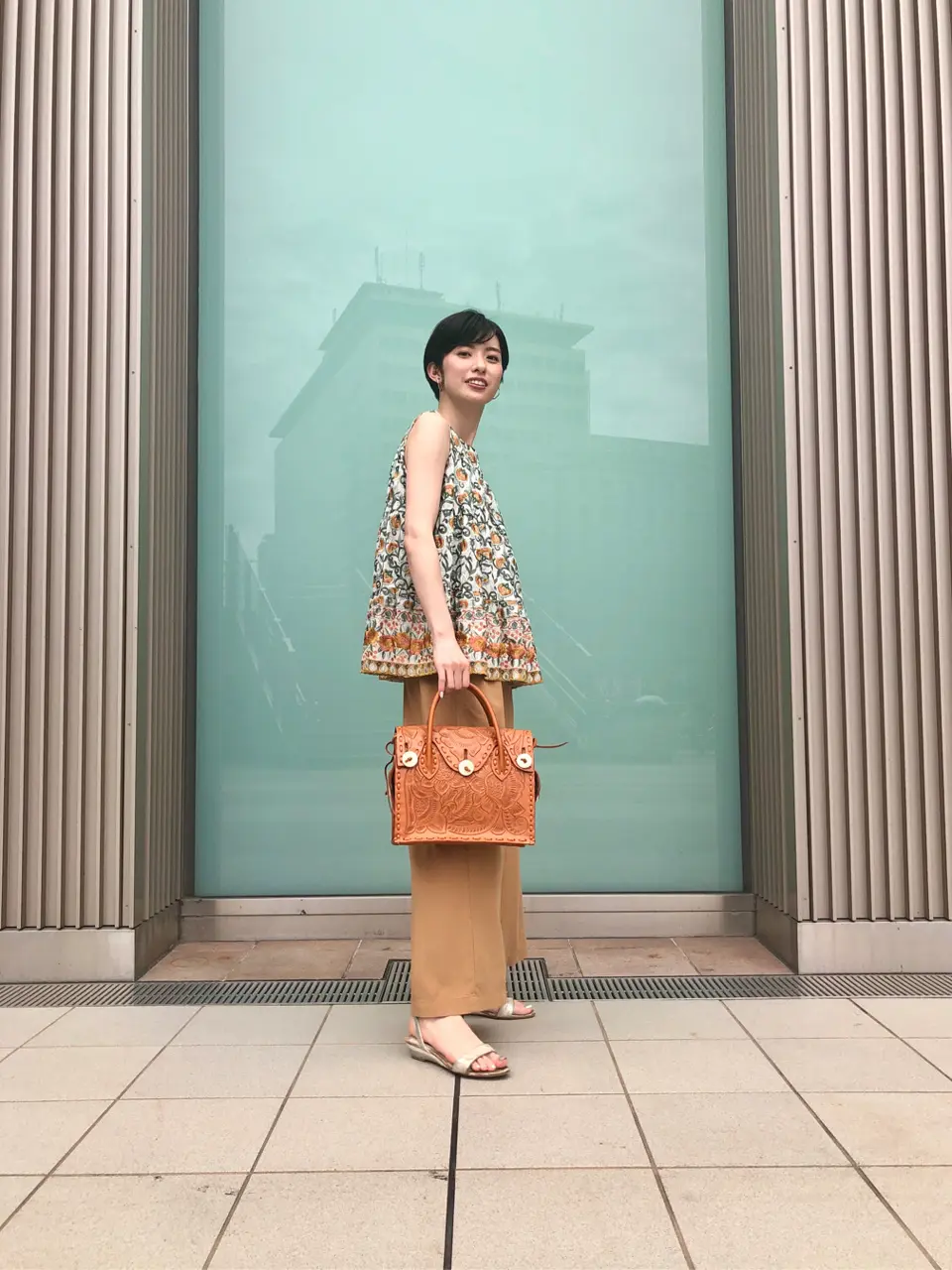 Carving Tribes 村上 麗華 コーディネート画像