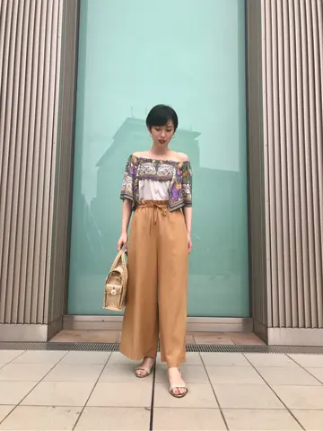 Carving Tribes 村上 麗華 コーディネート画像