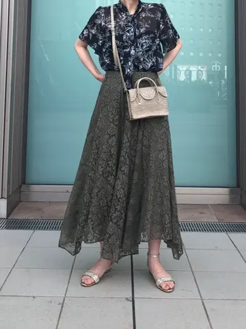 Carving Tribes 村上 麗華 コーディネート画像