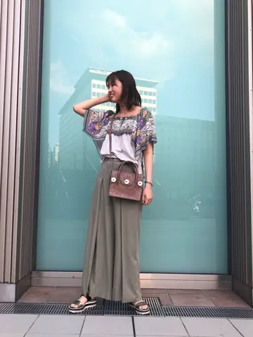 Carving Tribes 伊藤　静華 コーディネート画像