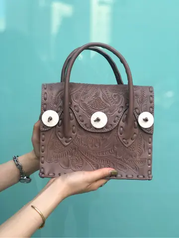 Carving Tribes 伊藤　静華 コーディネート画像