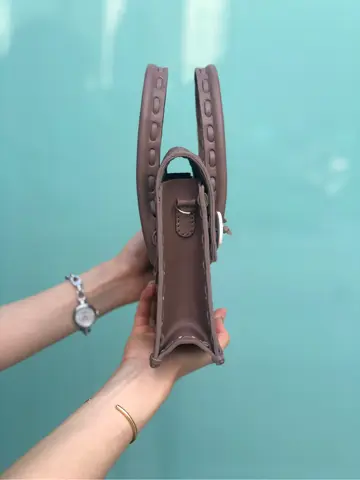 Carving Tribes 伊藤　静華 コーディネート画像