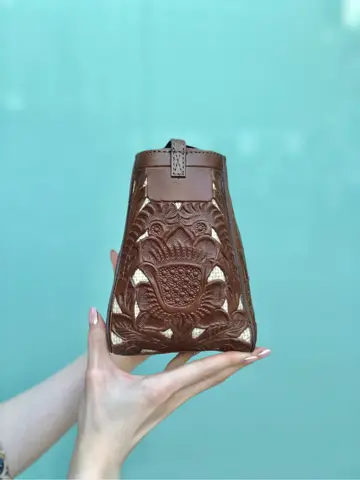 Carving Tribes 村上 麗華 コーディネート画像