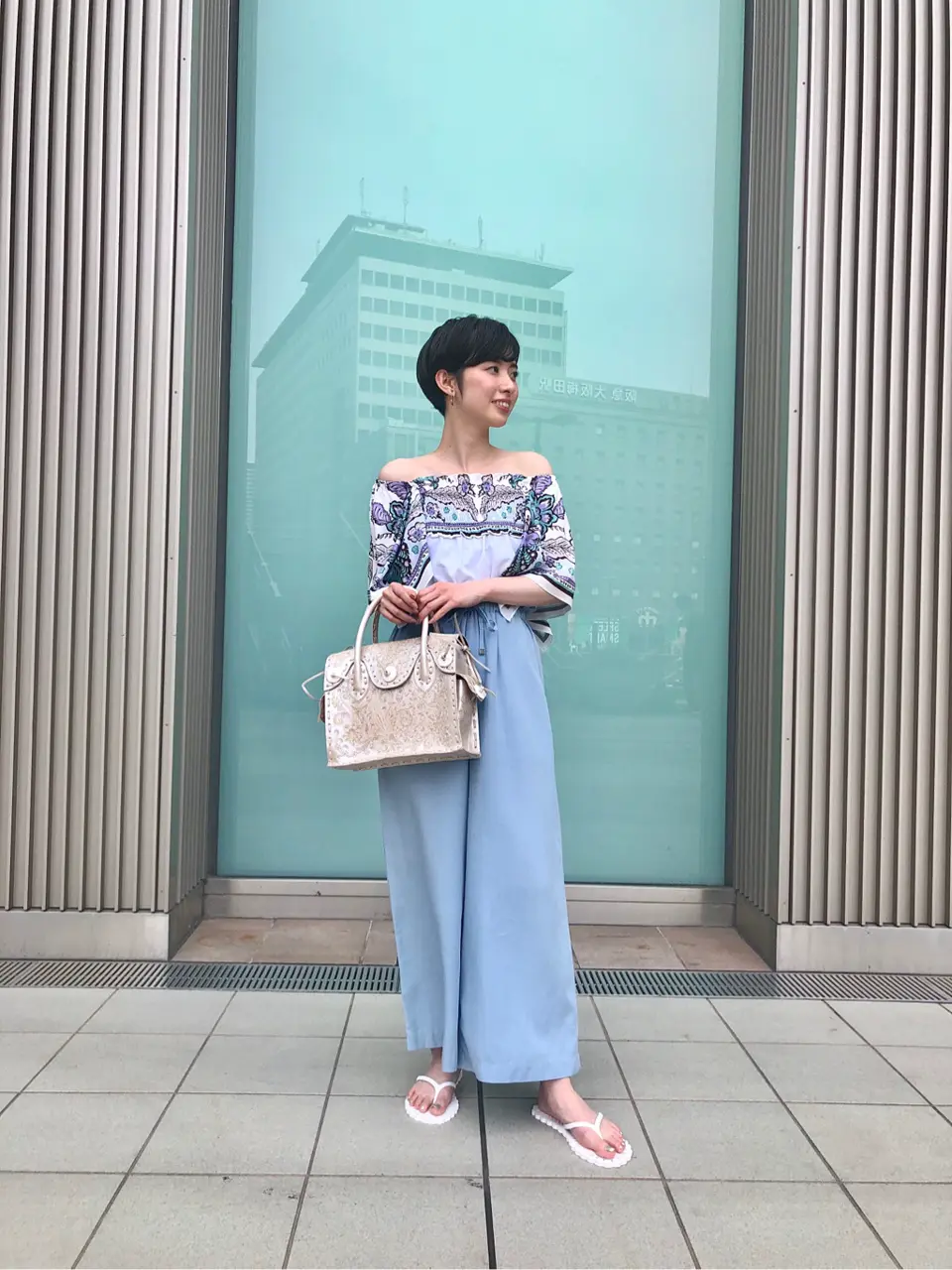 Carving Tribes 村上 麗華 コーディネート画像