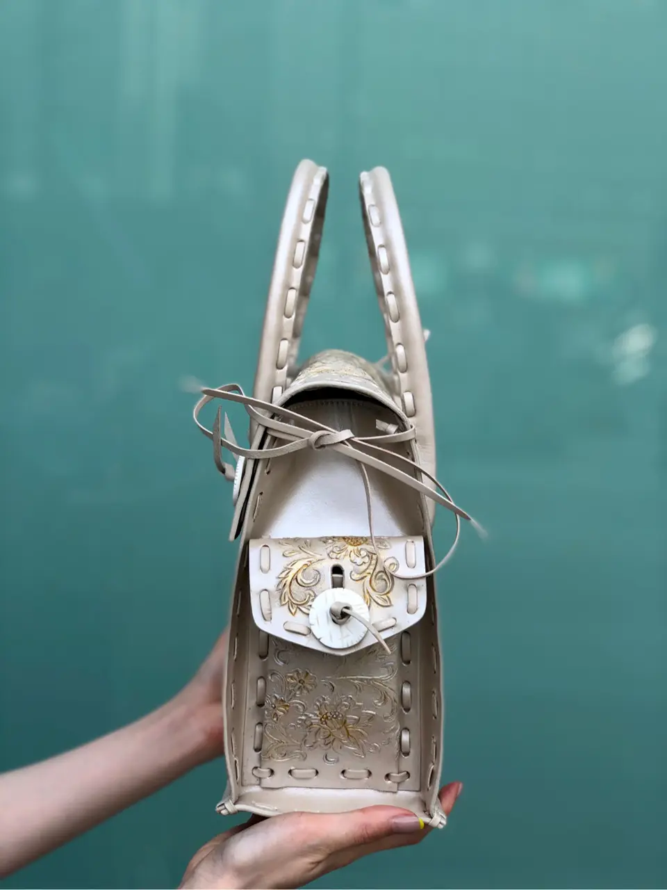 Carving Tribes 村上 麗華 コーディネート画像