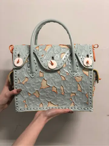 Carving Tribes 村上 麗華 コーディネート画像