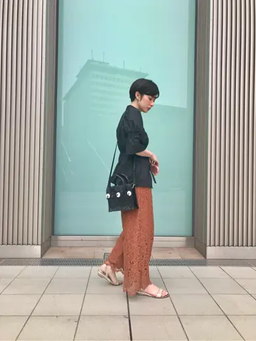 Carving Tribes 村上 麗華 コーディネート画像