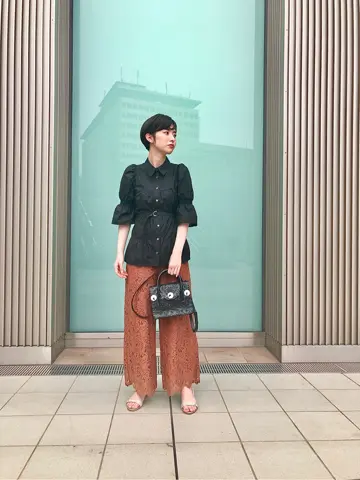 Carving Tribes 村上 麗華 コーディネート画像