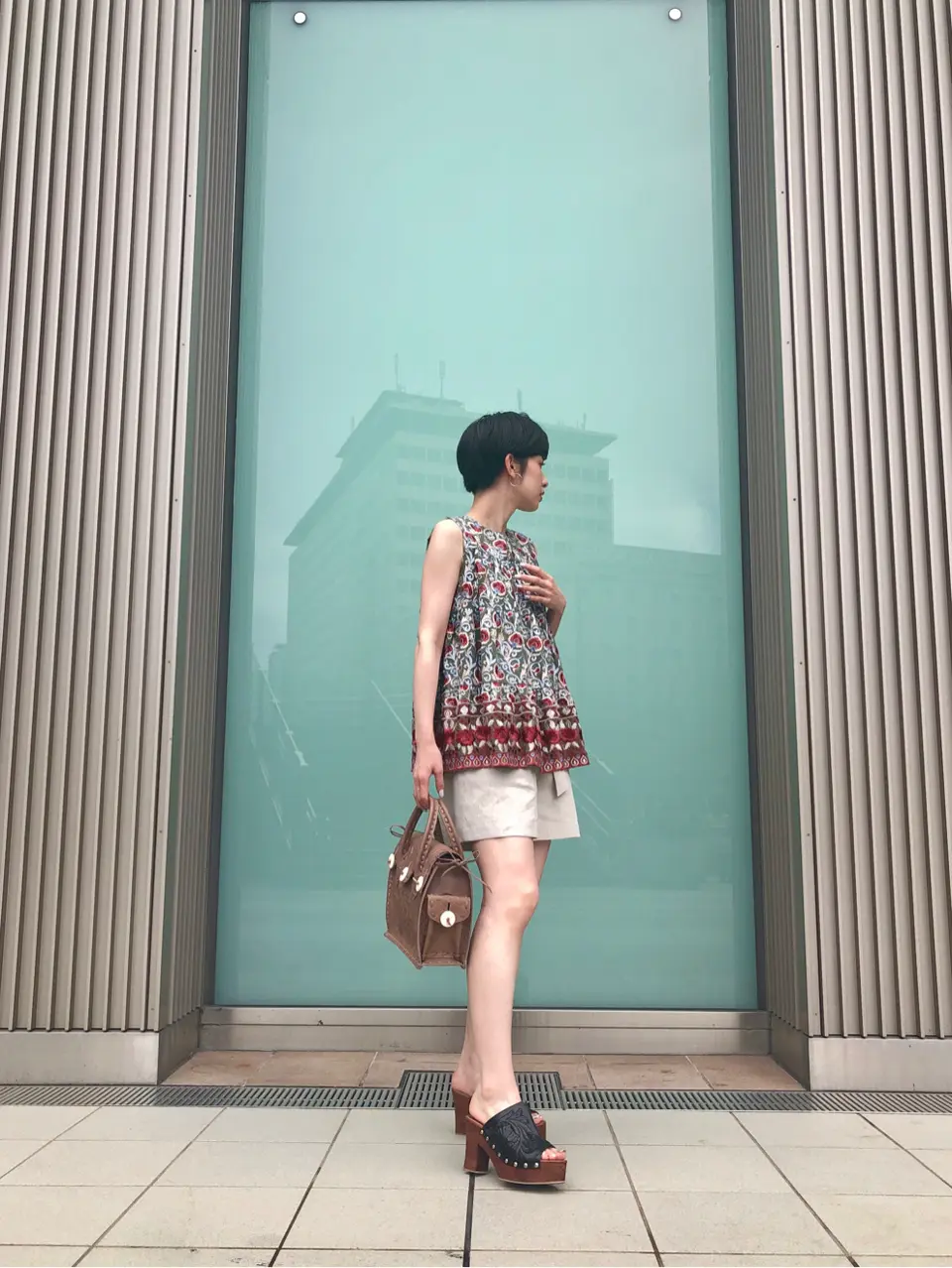 Carving Tribes 村上 麗華 コーディネート画像