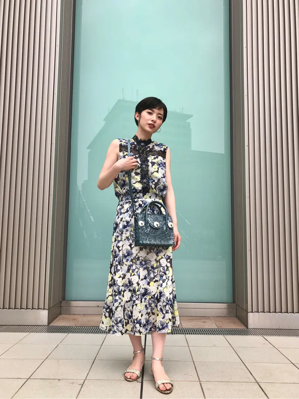 Carving Tribes 村上 麗華 コーディネート画像