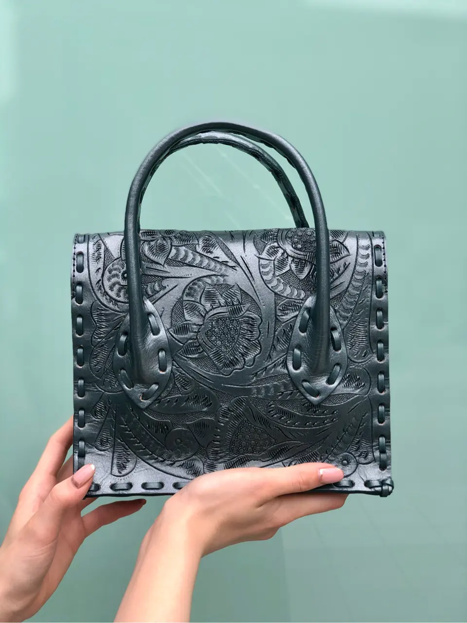 Carving Tribes 村上 麗華 コーディネート画像