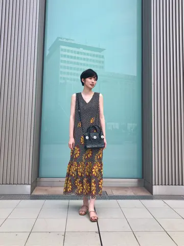 Carving Tribes 村上 麗華 コーディネート画像