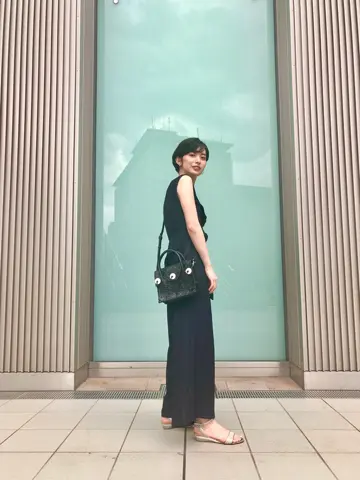 Carving Tribes 村上 麗華 コーディネート画像