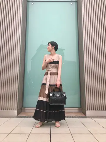 Carving Tribes 村上 麗華 コーディネート画像