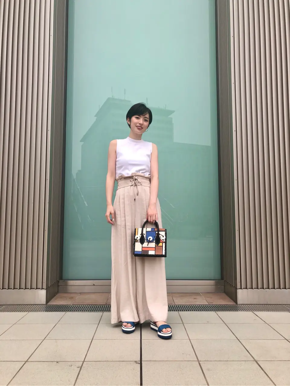 Carving Tribes 村上 麗華 コーディネート画像