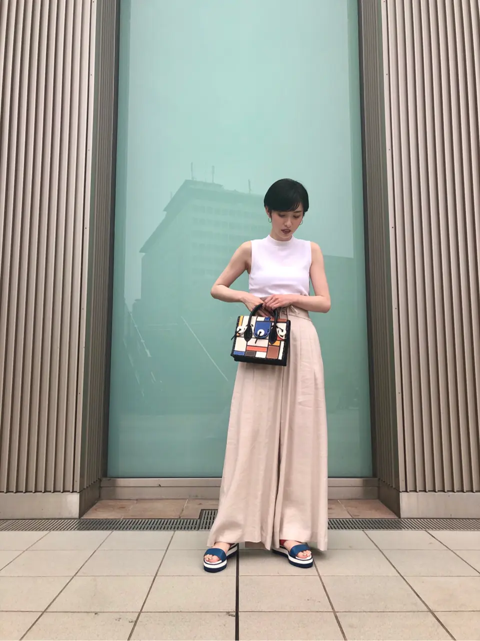 Carving Tribes 村上 麗華 コーディネート画像