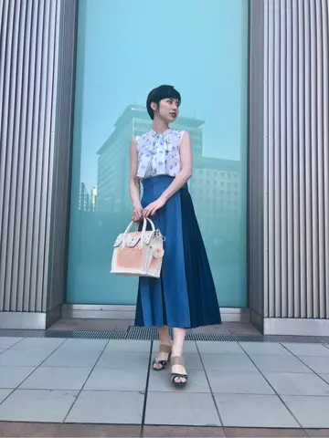 Carving Tribes 村上 麗華 コーディネート画像