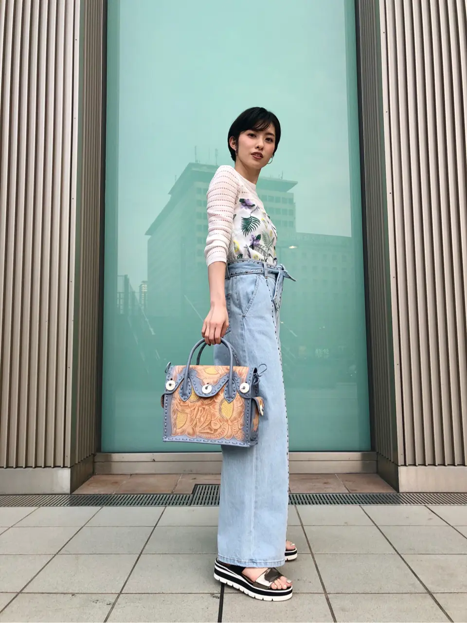 Carving Tribes 村上 麗華 コーディネート画像