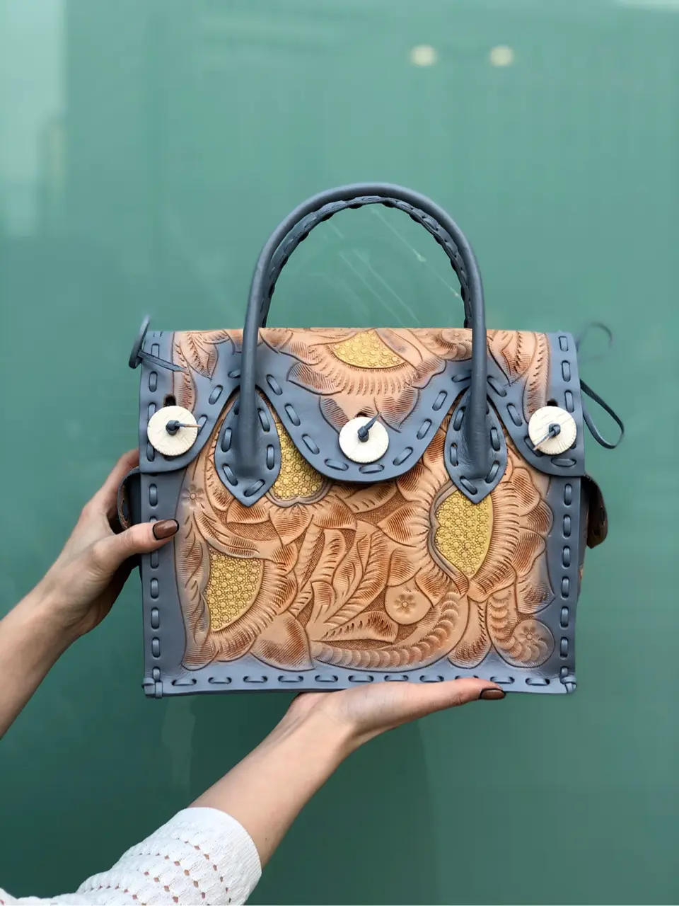 Carving Tribes 村上 麗華 コーディネート画像