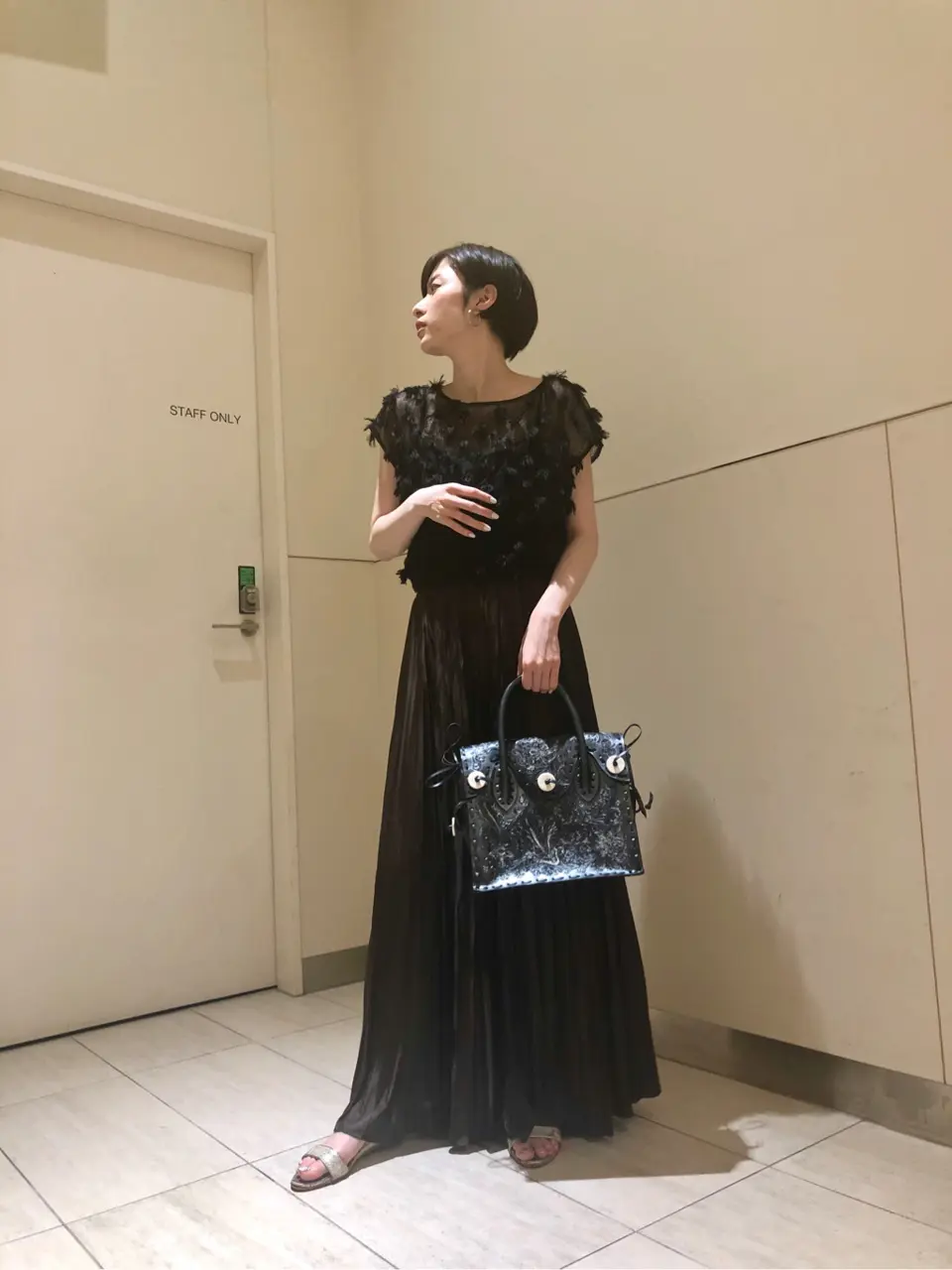 Carving Tribes 村上 麗華 コーディネート画像