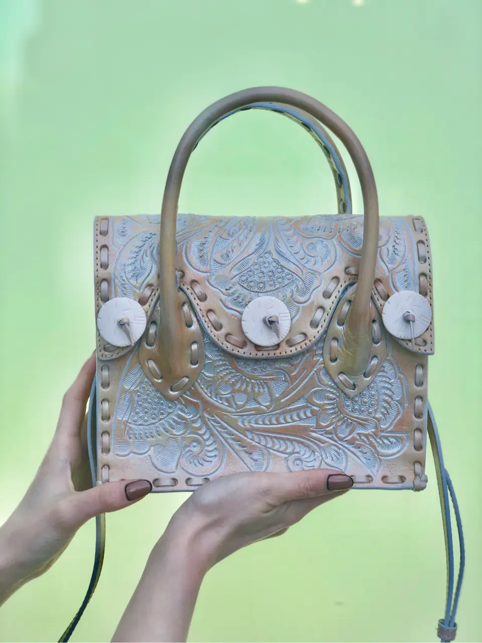 Carving Tribes 村上 麗華 コーディネート画像