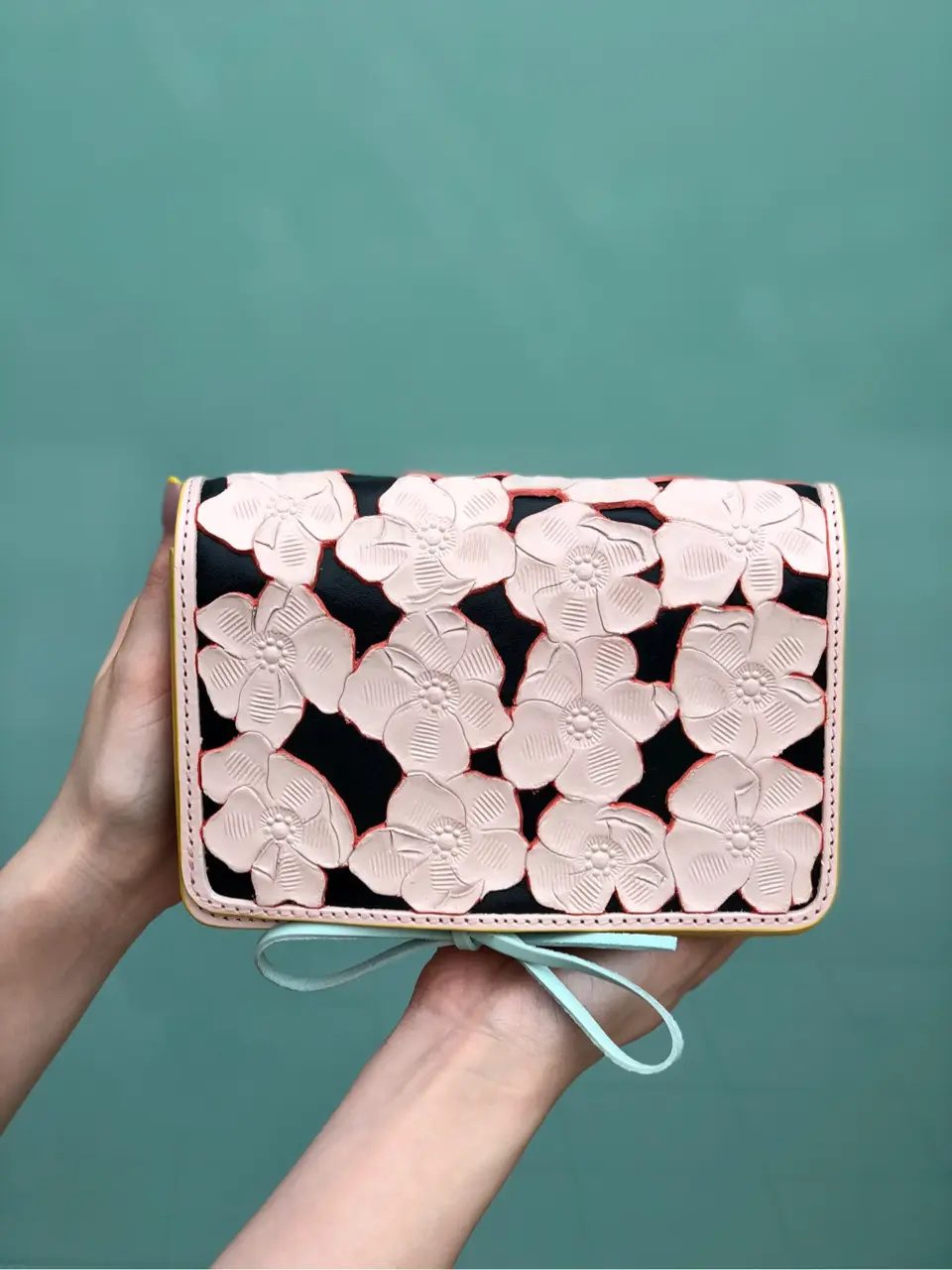 Carving Tribes 村上 麗華 コーディネート画像