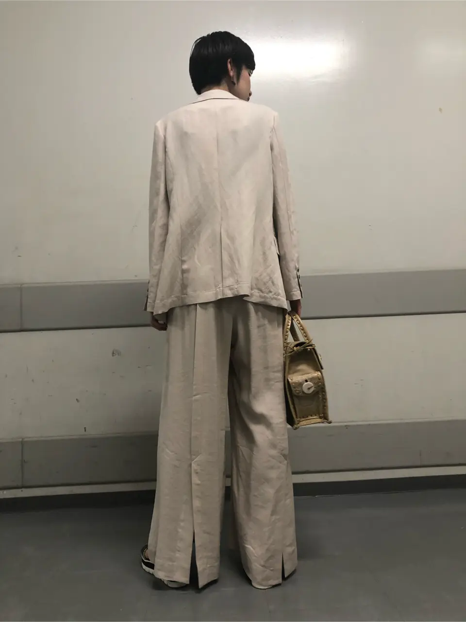 Carving Tribes 村上 麗華 コーディネート画像