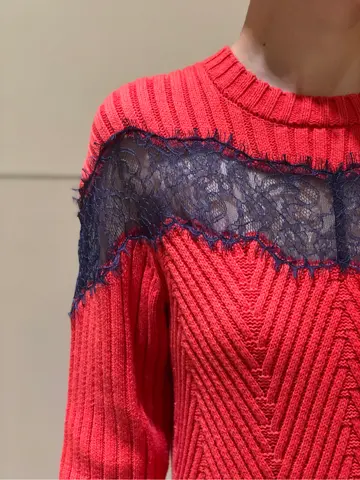 Carving Tribes 村上 麗華 コーディネート画像