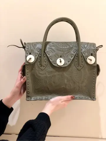 Carving Tribes 村上 麗華 コーディネート画像