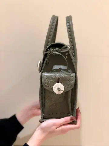 Carving Tribes 村上 麗華 コーディネート画像