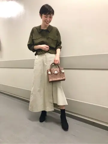 Carving Tribes 村上 麗華 コーディネート画像