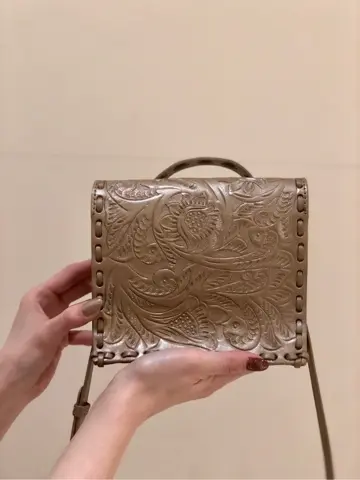 Carving Tribes 村上 麗華 コーディネート画像