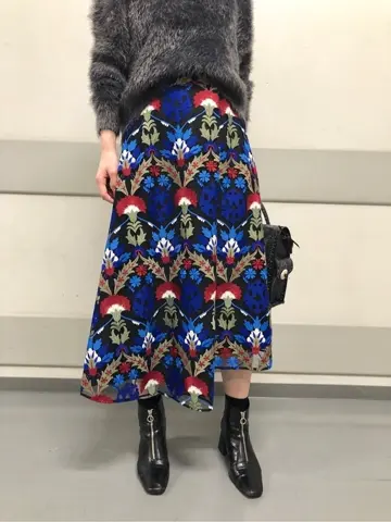 Carving Tribes 村上 麗華 コーディネート画像