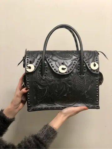 Carving Tribes 村上 麗華 コーディネート画像